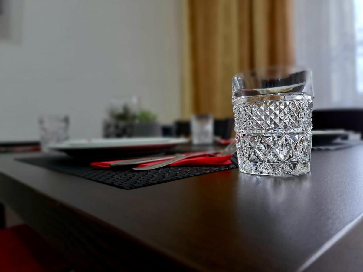 Aviliz Apartament Buşteni エクステリア 写真
